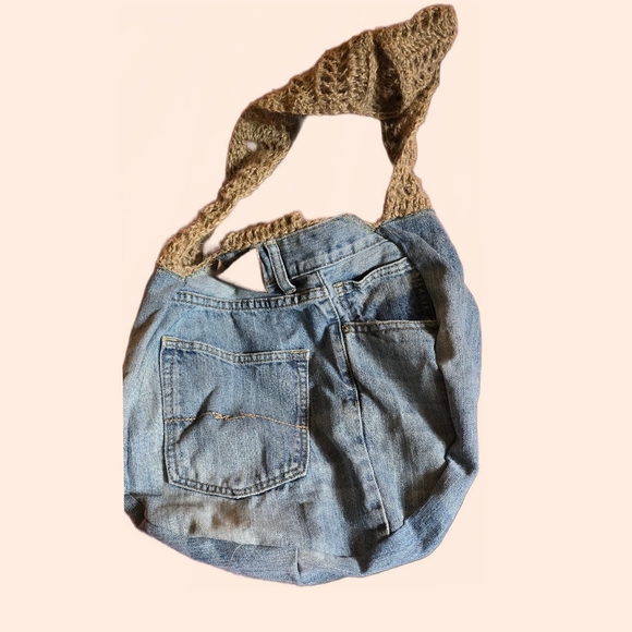 Unique Handmade Reversible Crocheted Jute and Denim Purse - Picture 7 of 8